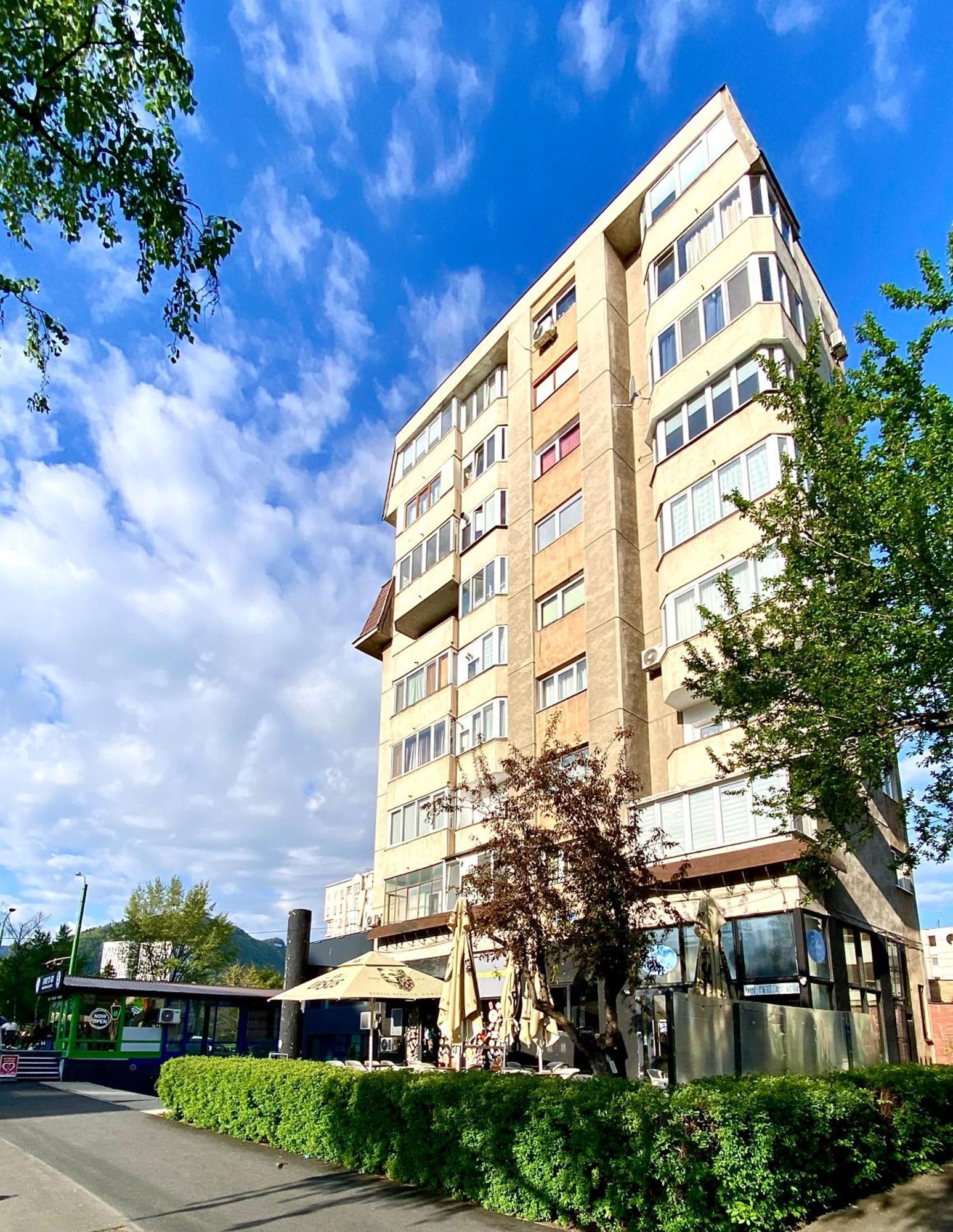 Kronstadt Apartment - Pet Friendly บราชอฟ ภายนอก รูปภาพ